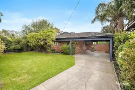 38 Venice St, Mornington, VIC 3931