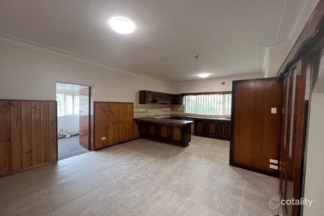 Property photo of 19 Trafalgar Street Glenfield NSW 2167