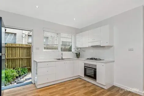 3/418 BLACKSHAWS RD, ALTONA NORTH, VIC 3025