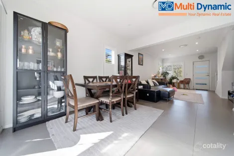 Property photo of 5 Morley Place Glenfield NSW 2167