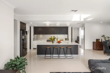 Property photo of 54 Fairview Terrace Clearview SA 5085