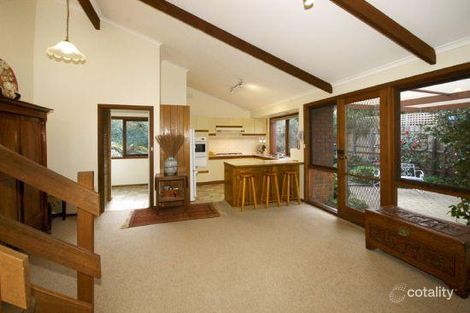 Property photo of 11 Hedline Place Macleod VIC 3085