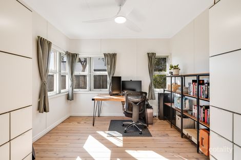 Property photo of 1 Hampshire Street North Toowoomba QLD 4350