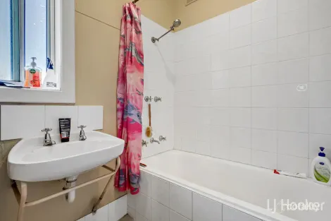 Property photo of 66 Underdown Road Elizabeth South SA 5112