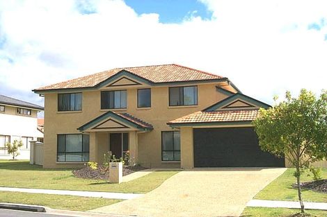 20 Tee Trees Bvd, Arundel, QLD 4214