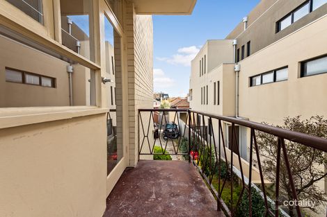 Property photo of 8/8 Pine Avenue Elwood VIC 3184