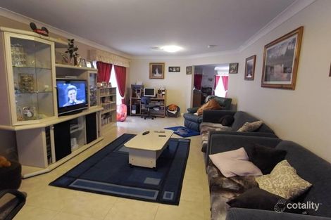 12 Gillabin Pl, Plumpton, NSW 2761