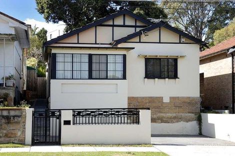 32 Planthurst Rd, Carlton, NSW 2218