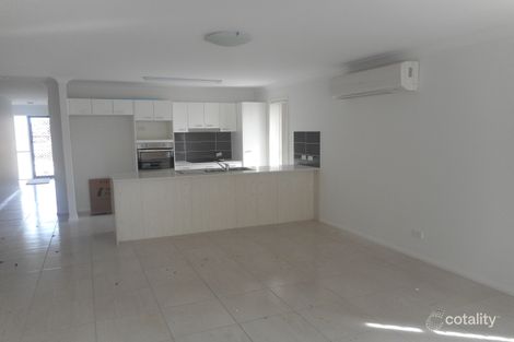 Property photo of 32 Pinegrove Street Morayfield QLD 4506