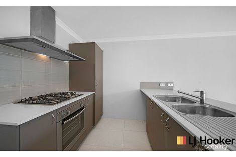 Property photo of 70 Bauer Circle Banksia Grove WA 6031