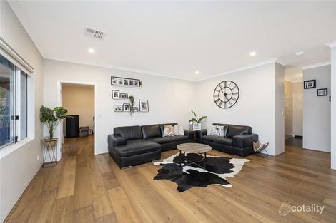 Property photo of 12 Greendale Place Kelmscott WA 6111