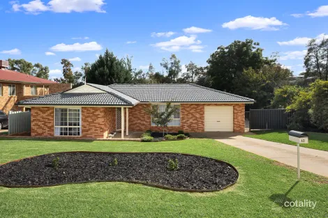 Property photo of 43 Brooklyn Drive Bourkelands NSW 2650