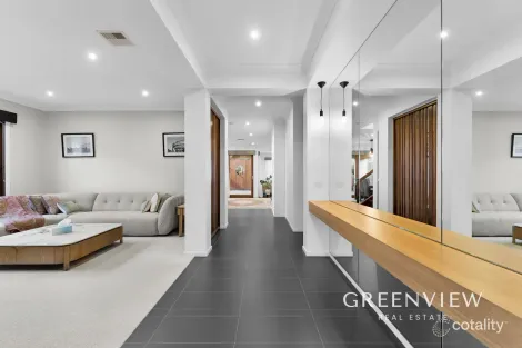Property photo of 23 Winchcombe Way Cranbourne North VIC 3977