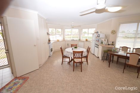 Property photo of 21 Marshall Street Avenell Heights QLD 4670