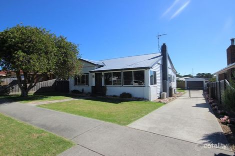 11 Edgar Rd, San Remo, VIC 3925