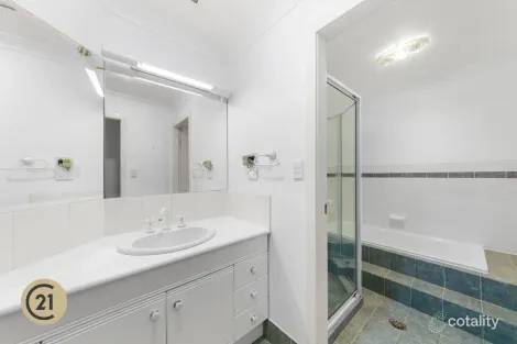 Property photo of 2 Glenayr Grove West Pennant Hills NSW 2125