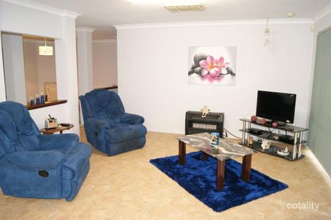 Property photo of 17 Parkway Gardens Parmelia WA 6167