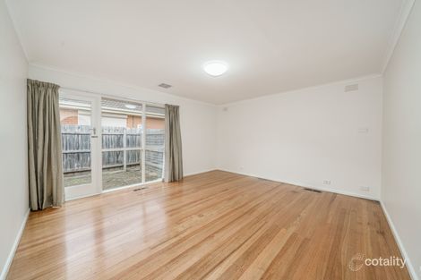 Property photo of 30 Kingswood Avenue Mount Waverley VIC 3149