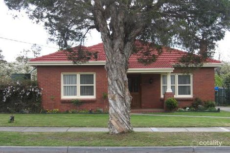 17 Wallace Ave, Oakleigh South, VIC 3167