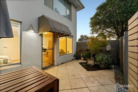 Property photo of 3/14 Jurga Court Seaholme VIC 3018