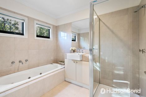 Property photo of 41 Robert Street Bulleen VIC 3105