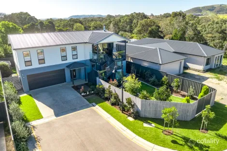 Property photo of 7 Valley View Road Victor Harbor SA 5211