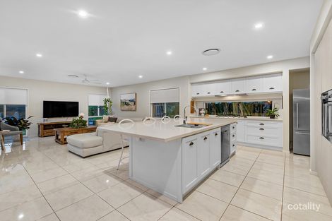 Property photo of 13 Outlook Crescent Bridgeman Downs QLD 4035