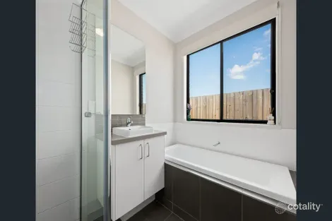 Property photo of 21 Gallivant Drive Doreen VIC 3754