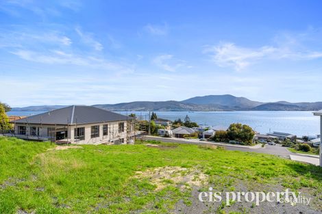 Property photo of 896 Oceana Drive Tranmere TAS 7018