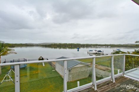 34 Edward St, Fennell Bay, NSW 2283