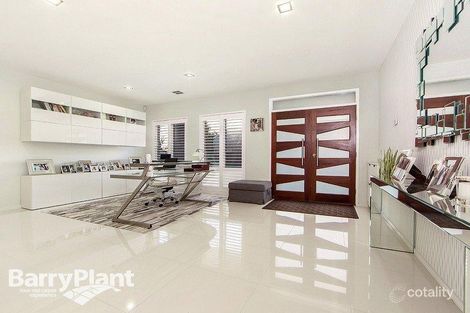 Property photo of 43 Eagle Way Deer Park VIC 3023