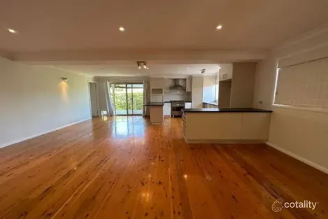 Property photo of 13 Simone Crescent Casula NSW 2170