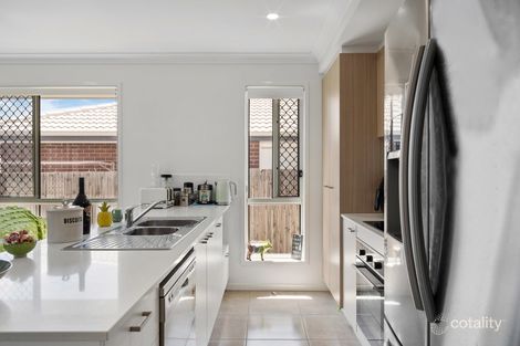 Property photo of 6 Diamond Way Redbank Plains QLD 4301
