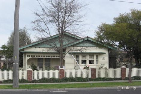 Property photo of 2 Vanberg Road Essendon VIC 3040