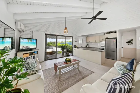Property photo of 4/16 Wildflower Street Sunshine Beach QLD 4567