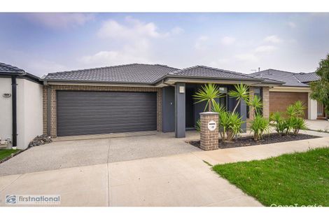 Property photo of 19 Pioneer Street Craigieburn VIC 3064