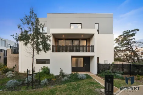 Property photo of 19 Shoreline Crescent Carrum Downs VIC 3201