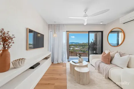 Property photo of 4/27 Gilbert Crescent Castle Hill QLD 4810