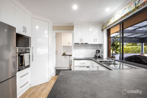 Property photo of 32 King Grove Mount Gambier SA 5290