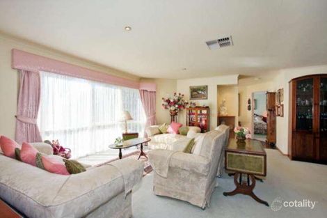 Property photo of 10 Cotswold Close Vermont VIC 3133