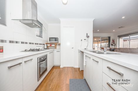 Property photo of 37 Panozza Circle Maddington WA 6109