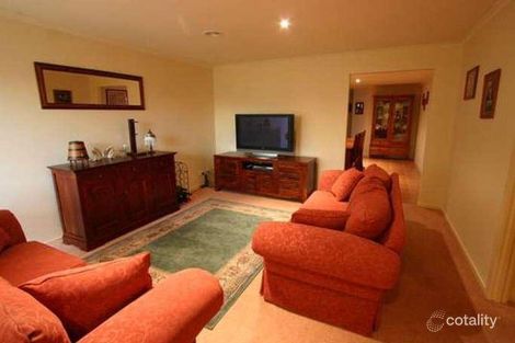 Property photo of 3 Barton Place Traralgon VIC 3844
