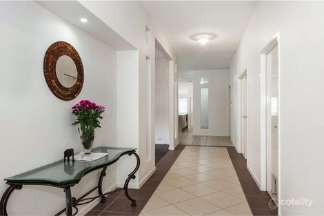Property photo of 4 Beverley Road Wynnum West QLD 4178