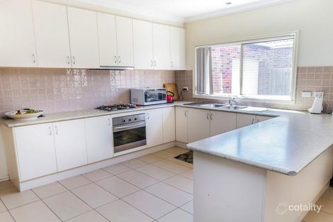 Property photo of 46 Howardson Circuit St Albans VIC 3021