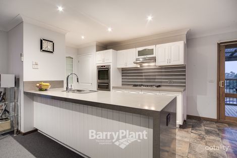 Property photo of 3 Balmoral Way Pakenham VIC 3810