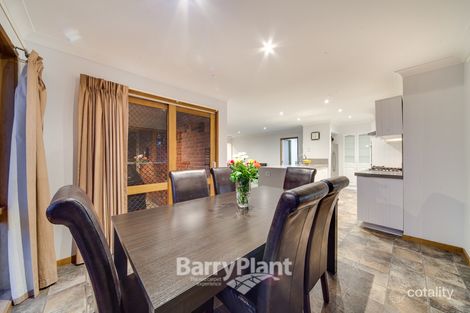 Property photo of 3 Balmoral Way Pakenham VIC 3810