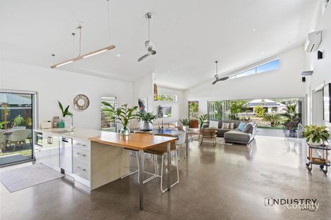 Property photo of 18/18 Lagoon Drive Trinity Beach QLD 4879