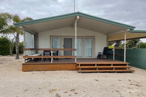 Property photo of 6 First Street Wool Bay SA 5575