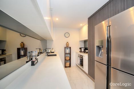 Property photo of 31308/5 Harbour Side Court Biggera Waters QLD 4216