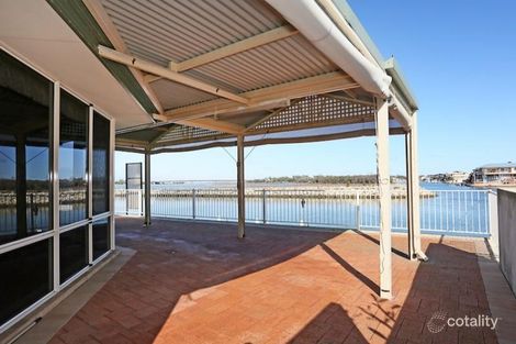 Property photo of 24 Bermuda Place Halls Head WA 6210